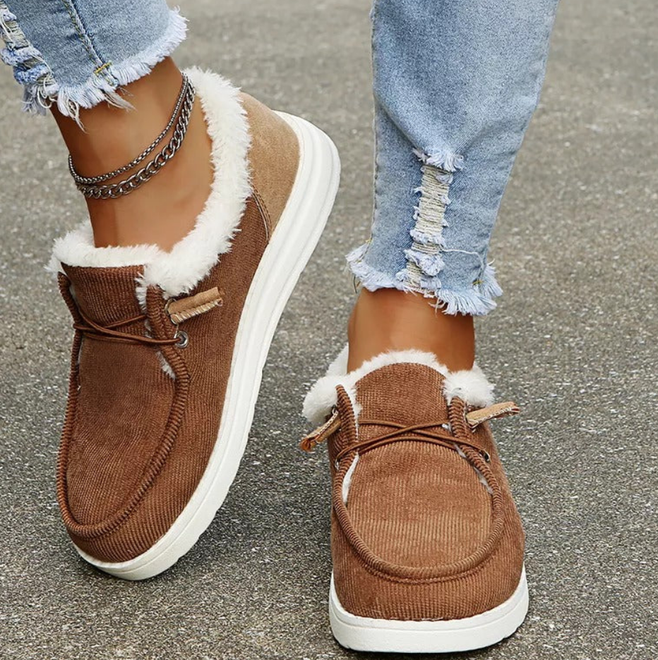 Yeni sezon ortopedik mevsimlik ayakkabı